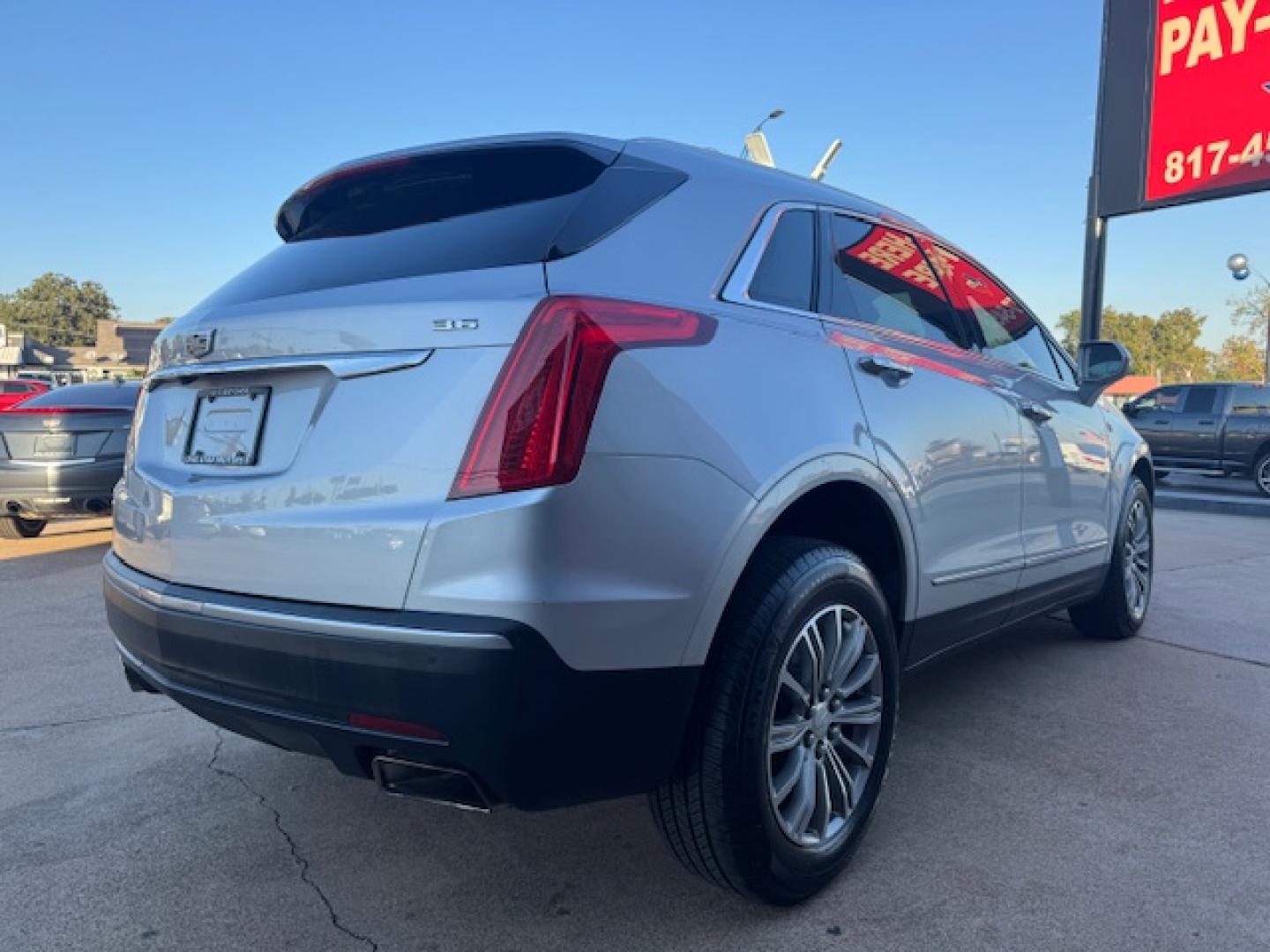 2017 SILVER CADILLAC XT5 LUXURY (1GYKNBRS9HZ) , located at 5900 E. Lancaster Ave., Fort Worth, TX, 76112, (817) 457-5456, 0.000000, 0.000000 - Photo#3