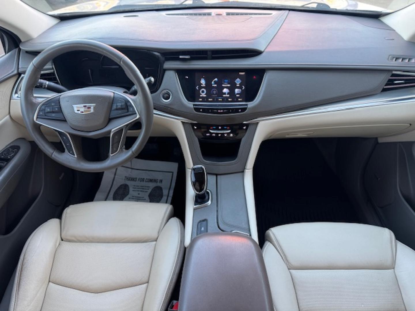 2017 SILVER CADILLAC XT5 LUXURY (1GYKNBRS9HZ) , located at 5900 E. Lancaster Ave., Fort Worth, TX, 76112, (817) 457-5456, 0.000000, 0.000000 - Photo#12