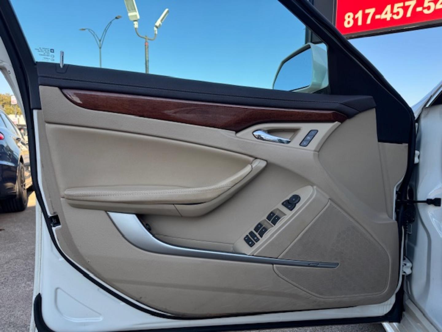 2012 WHITE CADILLAC CTS LUXURY (1G6DE5E50C0) , located at 5900 E. Lancaster Ave., Fort Worth, TX, 76112, (817) 457-5456, 0.000000, 0.000000 - Photo#7