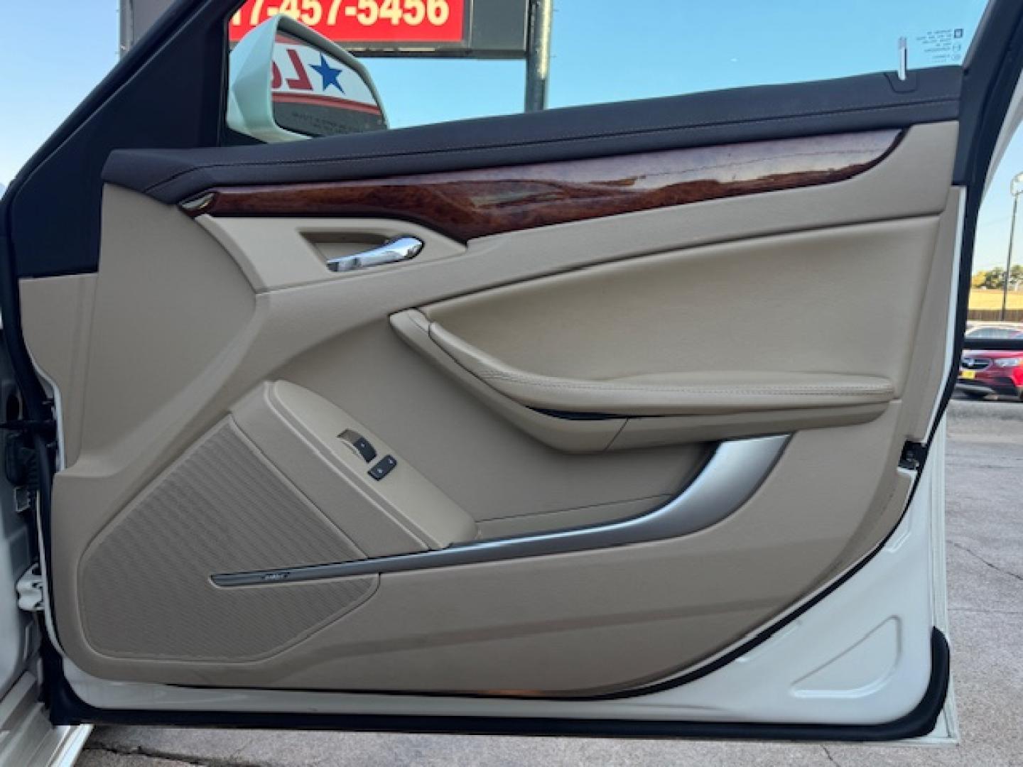 2012 WHITE CADILLAC CTS LUXURY (1G6DE5E50C0) , located at 5900 E. Lancaster Ave., Fort Worth, TX, 76112, (817) 457-5456, 0.000000, 0.000000 - Photo#17