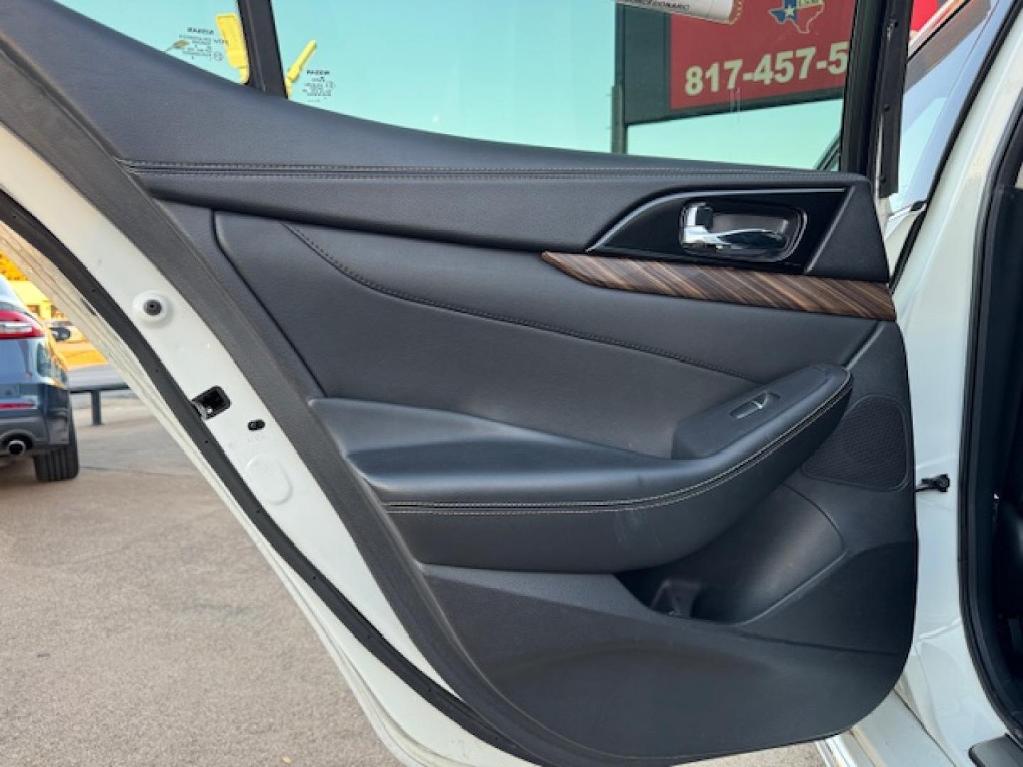 2017 WHITE NISSAN MAXIMA SR; S; SL; PL (1N4AA6AP0HC) , located at 5900 E. Lancaster Ave., Fort Worth, TX, 76112, (817) 457-5456, 0.000000, 0.000000 - Photo#10