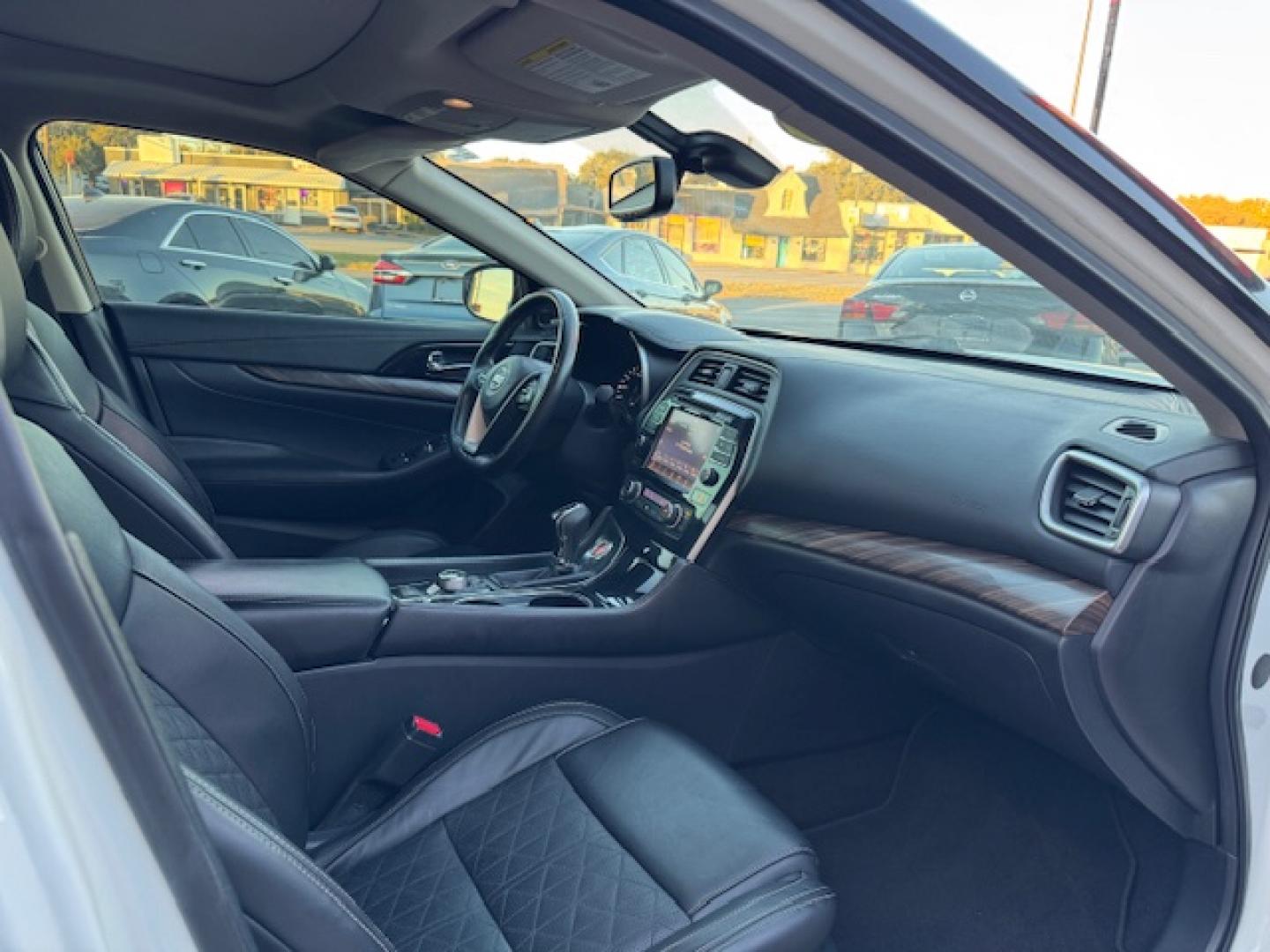 2017 WHITE NISSAN MAXIMA SR; S; SL; PL (1N4AA6AP0HC) , located at 5900 E. Lancaster Ave., Fort Worth, TX, 76112, (817) 457-5456, 0.000000, 0.000000 - Photo#19