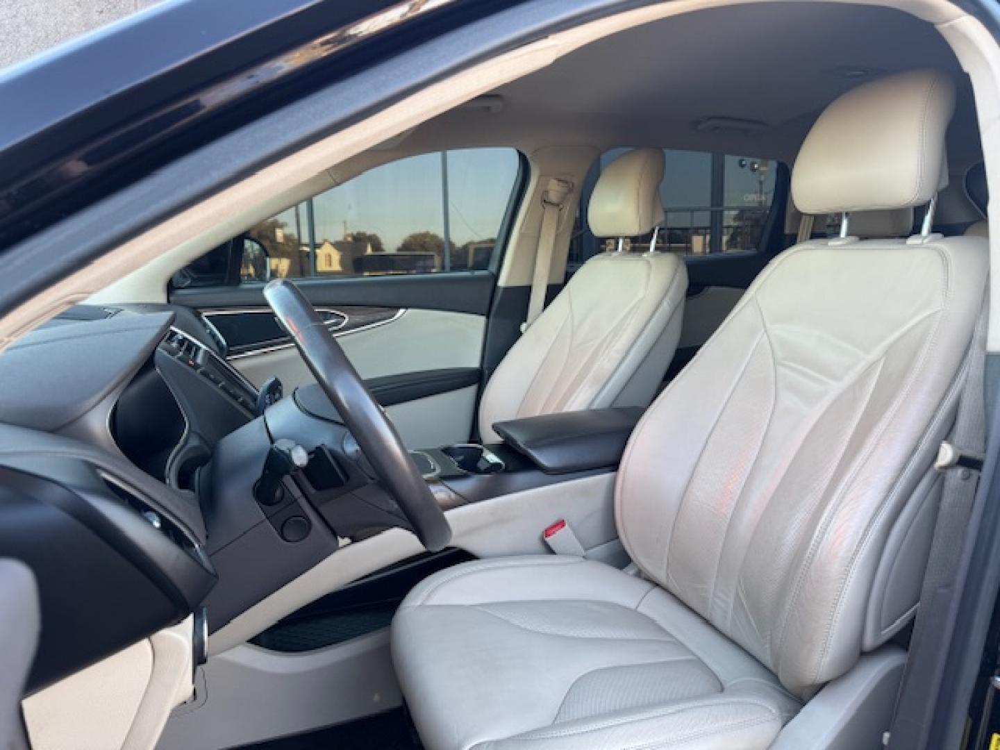 2016 BLACK LINCOLN MKX SELECT (2LMTJ6KR1GB) , located at 5900 E. Lancaster Ave., Fort Worth, TX, 76112, (817) 457-5456, 0.000000, 0.000000 - Photo#9