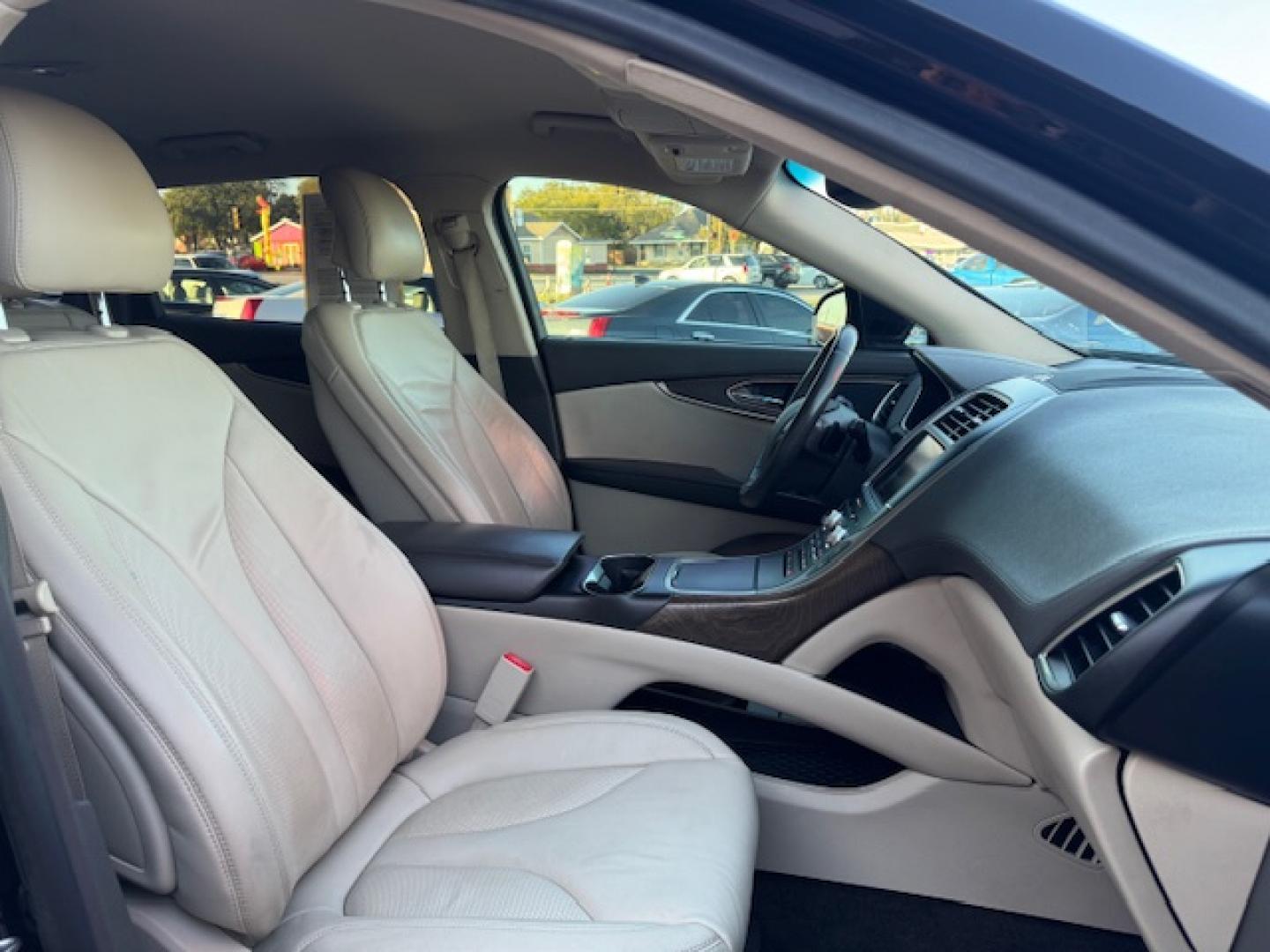 2016 BLACK LINCOLN MKX SELECT (2LMTJ6KR1GB) , located at 5900 E. Lancaster Ave., Fort Worth, TX, 76112, (817) 457-5456, 0.000000, 0.000000 - Photo#19