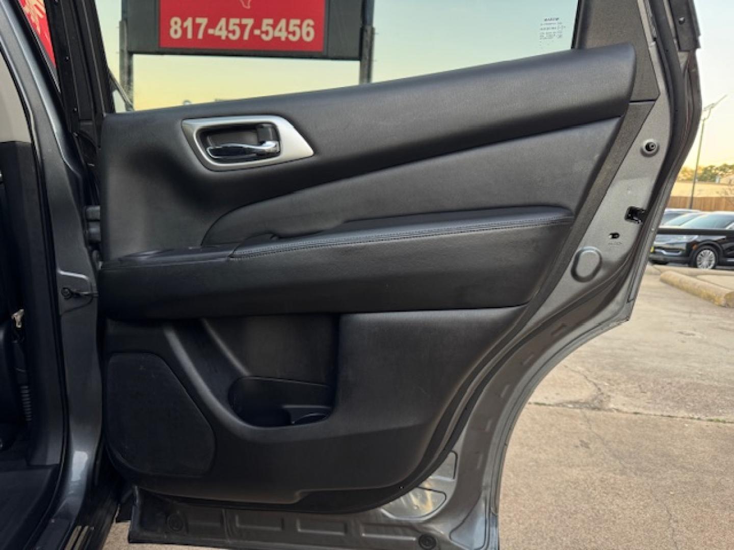 2020 GRAY NISSAN PATHFINDER S (5N1DR2AN6LC) , located at 5900 E. Lancaster Ave., Fort Worth, TX, 76112, (817) 457-5456, 0.000000, 0.000000 - Photo#17