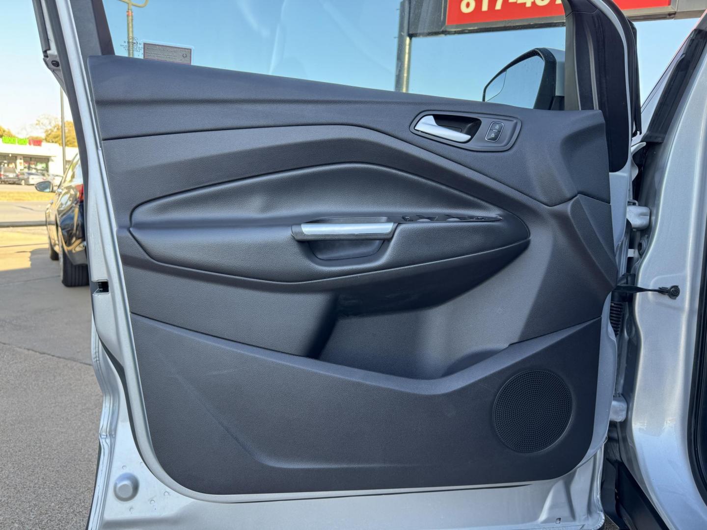 2018 SILVER FORD ESCAPE SE (1FMCU0GD9JU) , located at 5900 E. Lancaster Ave., Fort Worth, TX, 76112, (817) 457-5456, 0.000000, 0.000000 - Photo#7