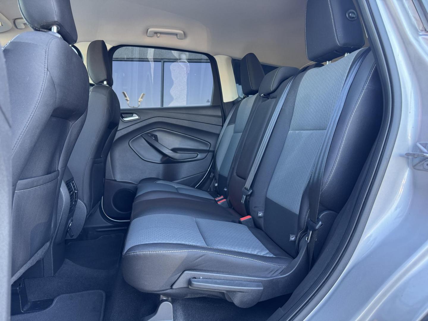 2018 SILVER FORD ESCAPE SE (1FMCU0GD9JU) , located at 5900 E. Lancaster Ave., Fort Worth, TX, 76112, (817) 457-5456, 0.000000, 0.000000 - Photo#11