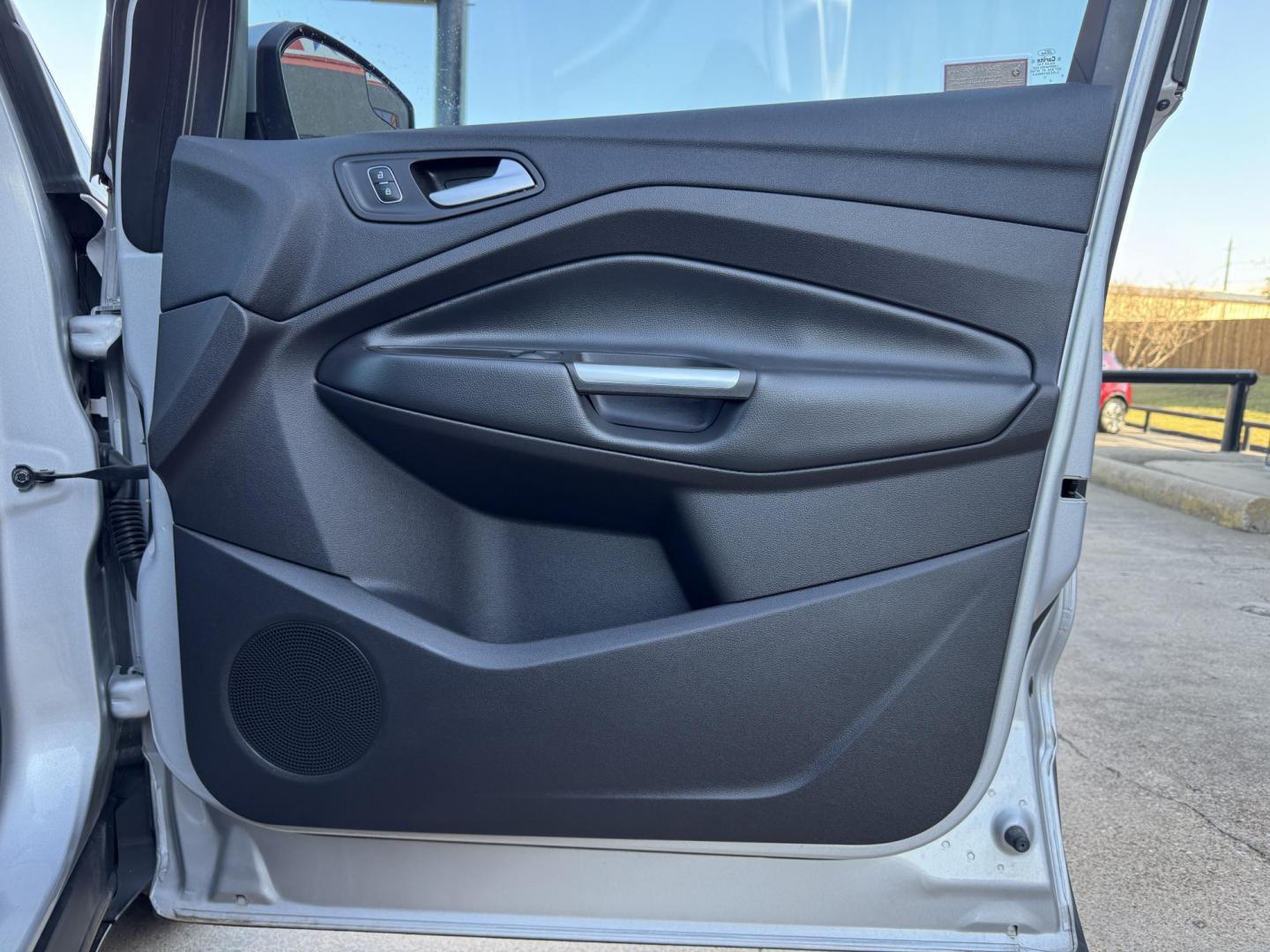 2018 SILVER FORD ESCAPE SE (1FMCU0GD9JU) , located at 5900 E. Lancaster Ave., Fort Worth, TX, 76112, (817) 457-5456, 0.000000, 0.000000 - Photo#14