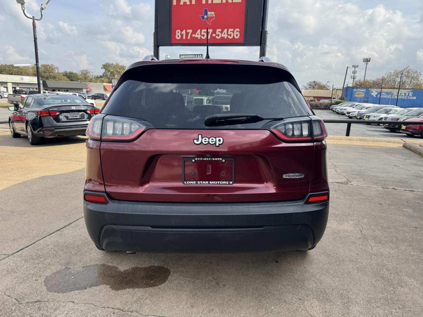 2019 RED JEEP CHEROKEE LATITUDE; N (1C4PJLCB5KD) , located at 5900 E. Lancaster Ave., Fort Worth, TX, 76112, (817) 457-5456, 0.000000, 0.000000 - Photo#4