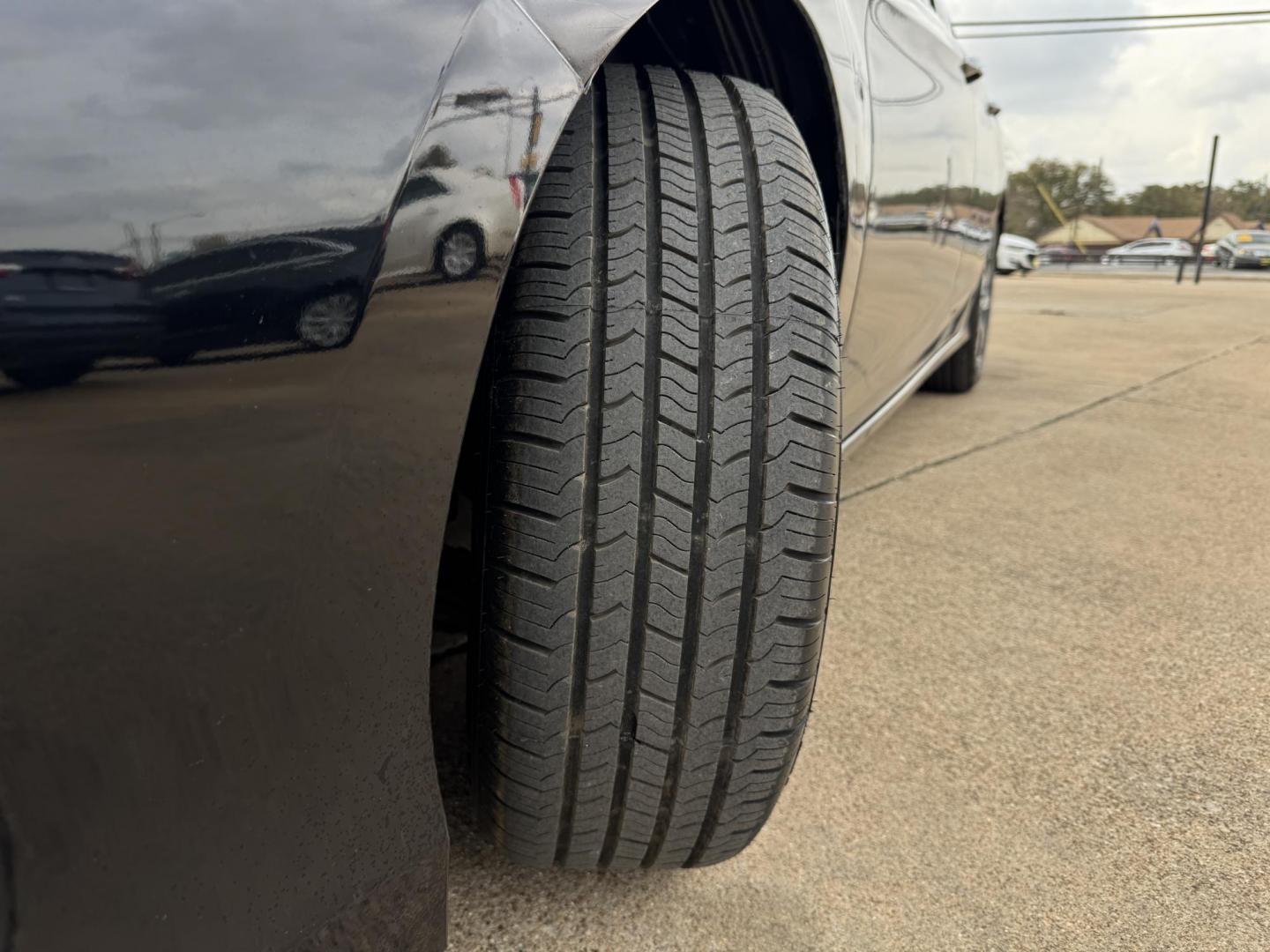 2016 BLACK HONDA ACCORD LX (1HGCR2F39GA) , located at 5900 E. Lancaster Ave., Fort Worth, TX, 76112, (817) 457-5456, 0.000000, 0.000000 - Photo#19