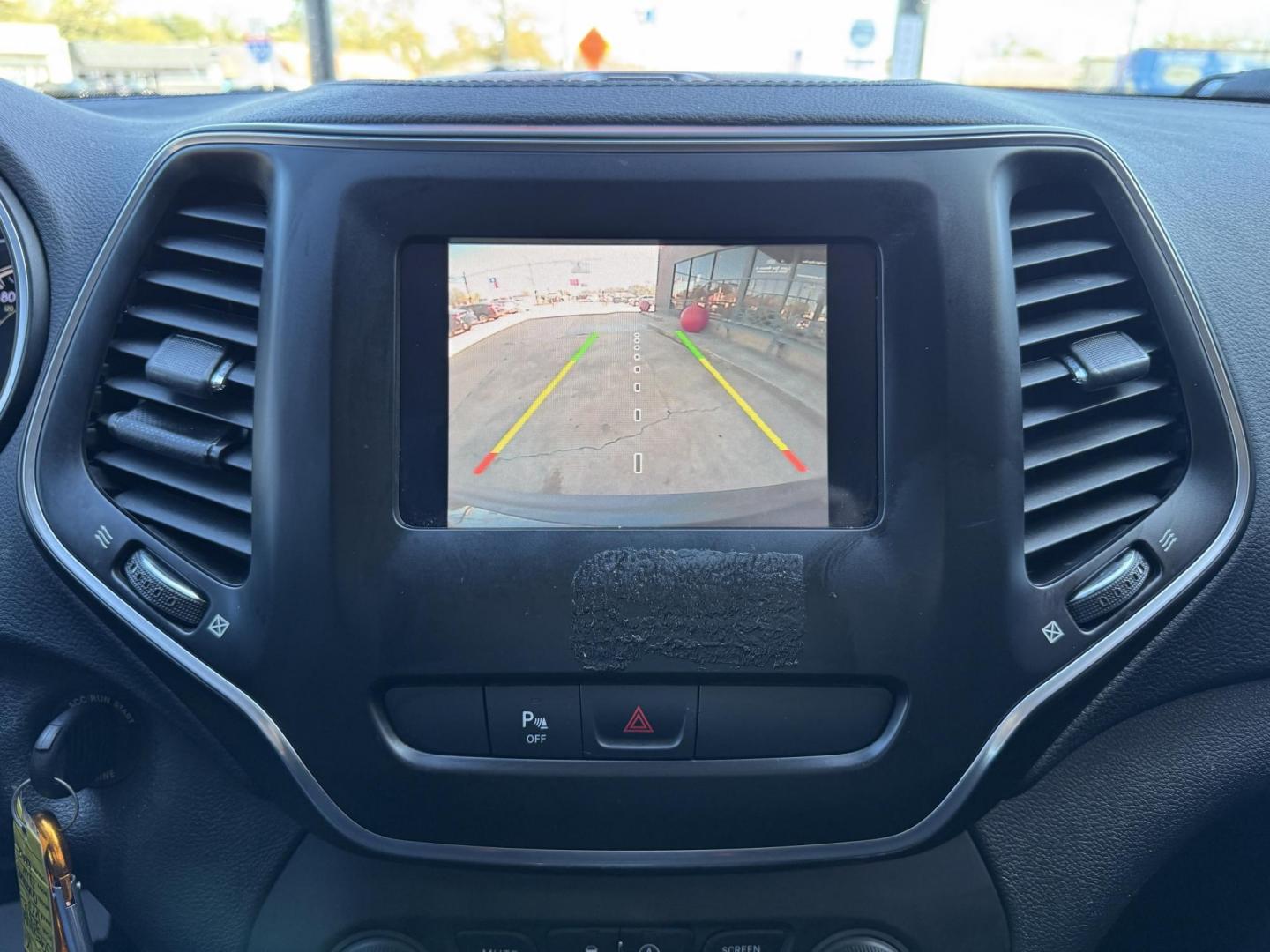 2020 BLACK JEEP CHEROKEE LATITUDE; N (1C4PJLCBXLD) , located at 5900 E. Lancaster Ave., Fort Worth, TX, 76112, (817) 457-5456, 0.000000, 0.000000 - Photo#19