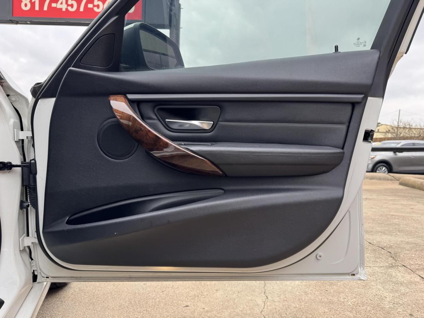 2014 WHITE BMW 3 SERIES 328I (WBA3A5G50EN) , located at 5900 E. Lancaster Ave., Fort Worth, TX, 76112, (817) 457-5456, 0.000000, 0.000000 - Photo#14