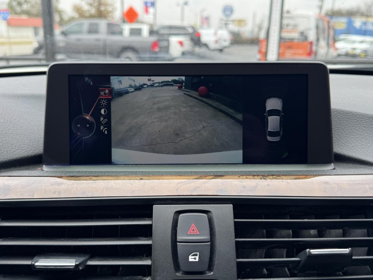 2014 WHITE BMW 3 SERIES 328I (WBA3A5G50EN) , located at 5900 E. Lancaster Ave., Fort Worth, TX, 76112, (817) 457-5456, 0.000000, 0.000000 - Photo#19