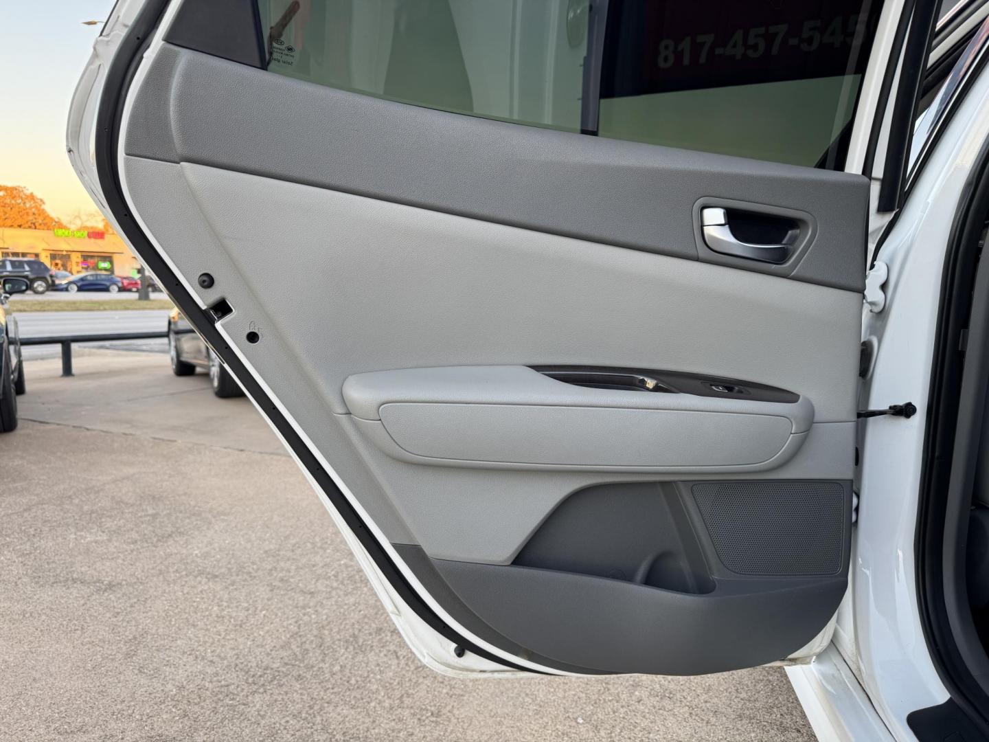 2016 WHITE KIA OPTIMA EX (5XXGU4L38GG) , located at 5900 E. Lancaster Ave., Fort Worth, TX, 76112, (817) 457-5456, 0.000000, 0.000000 - Photo#12