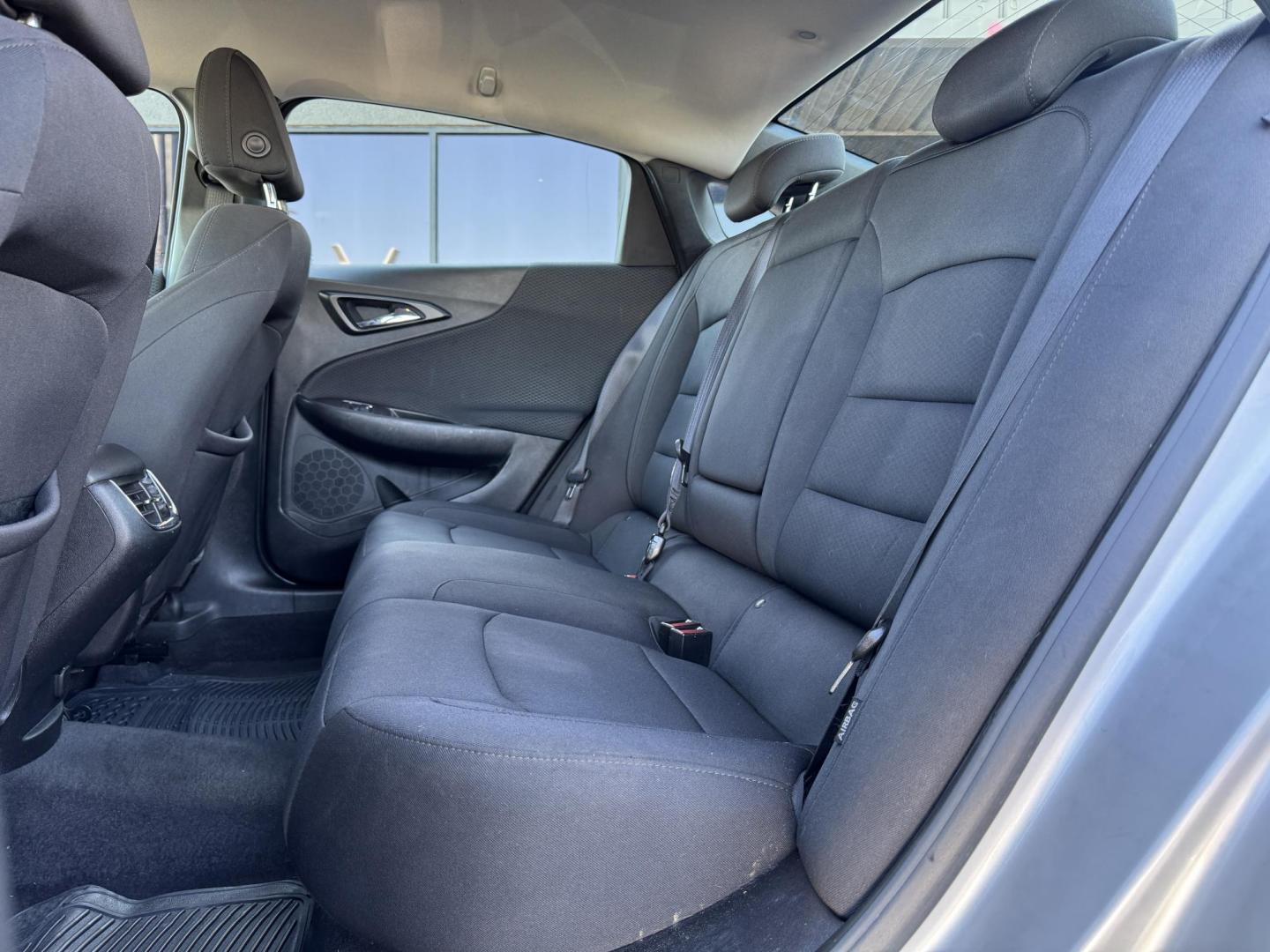 2018 SILVER CHEVROLET MALIBU LT (2FL) (1G1ZD5ST5JF) , located at 5900 E. Lancaster Ave., Fort Worth, TX, 76112, (817) 457-5456, 0.000000, 0.000000 - Photo#11