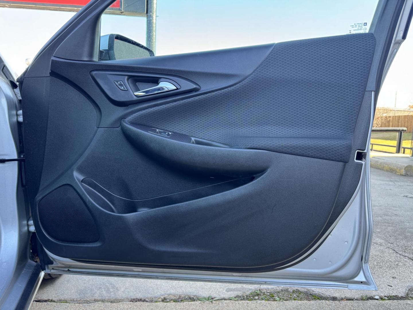 2018 SILVER CHEVROLET MALIBU LT (2FL) (1G1ZD5ST5JF) , located at 5900 E. Lancaster Ave., Fort Worth, TX, 76112, (817) 457-5456, 0.000000, 0.000000 - Photo#14