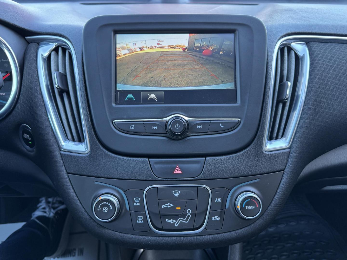 2018 SILVER CHEVROLET MALIBU LT (2FL) (1G1ZD5ST5JF) , located at 5900 E. Lancaster Ave., Fort Worth, TX, 76112, (817) 457-5456, 0.000000, 0.000000 - Photo#19