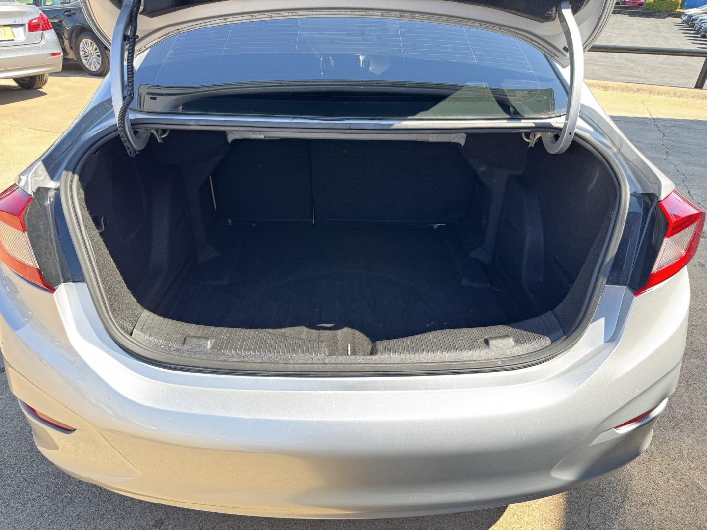 2019 SILVER CHEVROLET CRUZE LT (1G1BE5SM5K7) , located at 5900 E. Lancaster Ave., Fort Worth, TX, 76112, (817) 457-5456, 0.000000, 0.000000- Photo#5