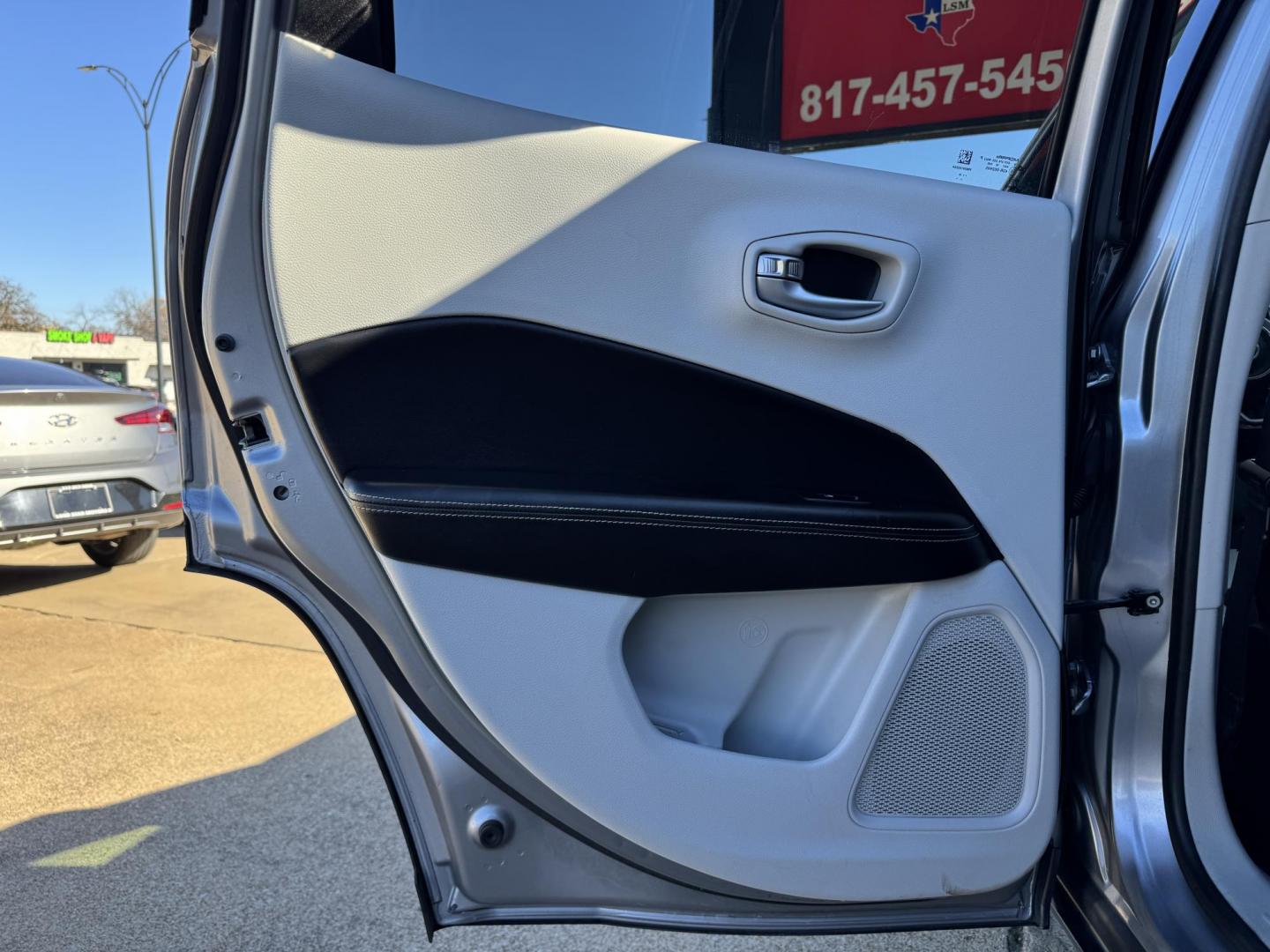 2018 SILVER JEEP COMPASS LATITUDE (3C4NJCBBXJT) , located at 5900 E. Lancaster Ave., Fort Worth, TX, 76112, (817) 457-5456, 0.000000, 0.000000 - Photo#10