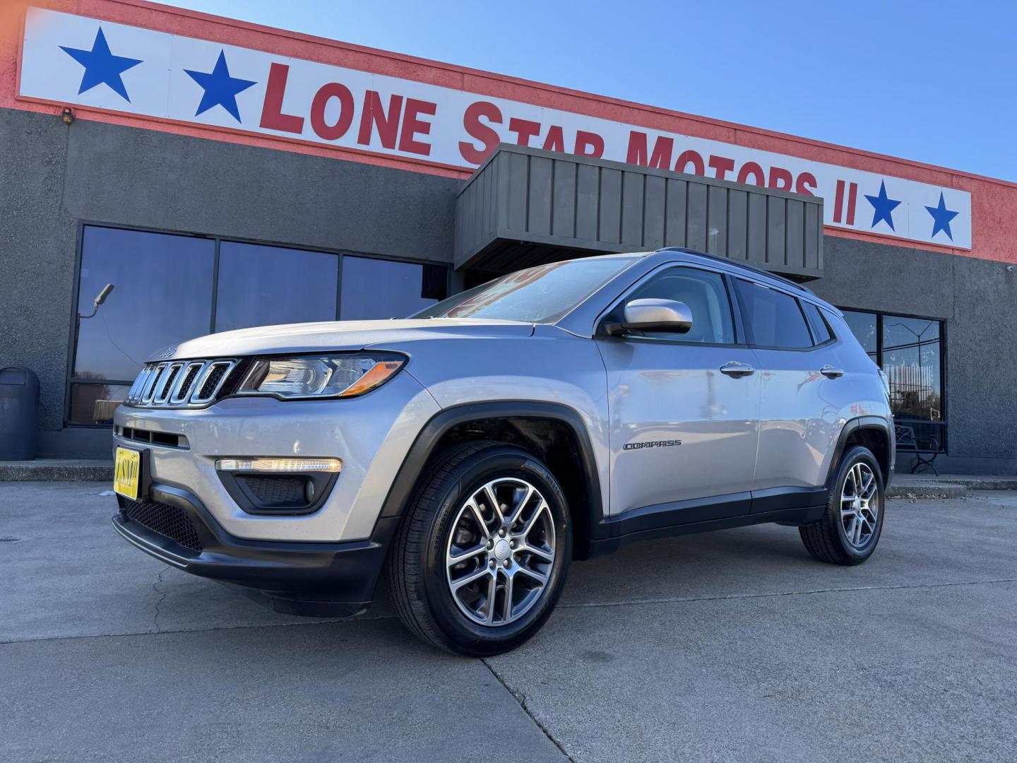 2018 SILVER JEEP COMPASS LATITUDE (3C4NJCBBXJT) , located at 5900 E. Lancaster Ave., Fort Worth, TX, 76112, (817) 457-5456, 0.000000, 0.000000 - Photo#0
