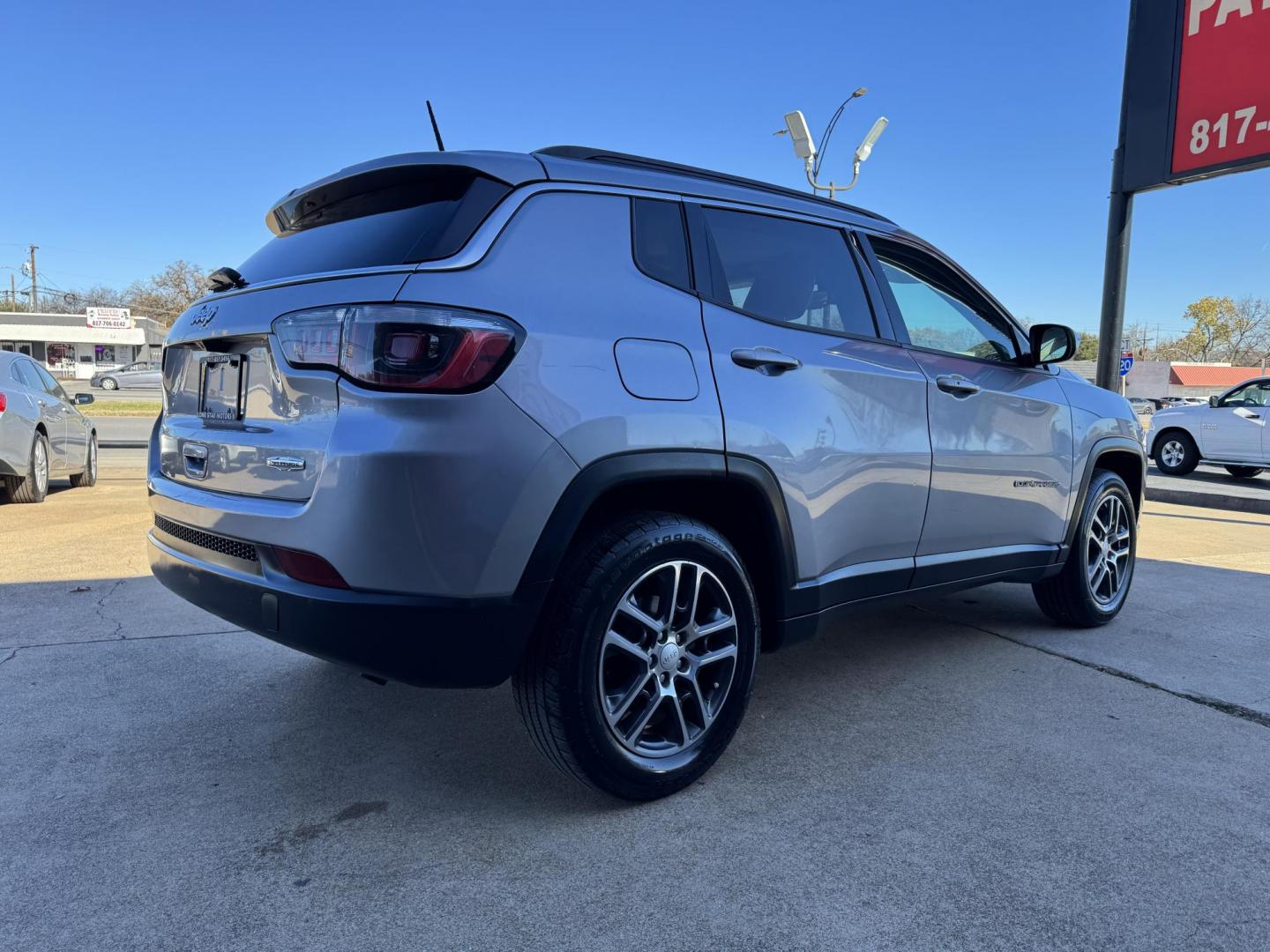 2018 SILVER JEEP COMPASS LATITUDE (3C4NJCBBXJT) , located at 5900 E. Lancaster Ave., Fort Worth, TX, 76112, (817) 457-5456, 0.000000, 0.000000 - Photo#3