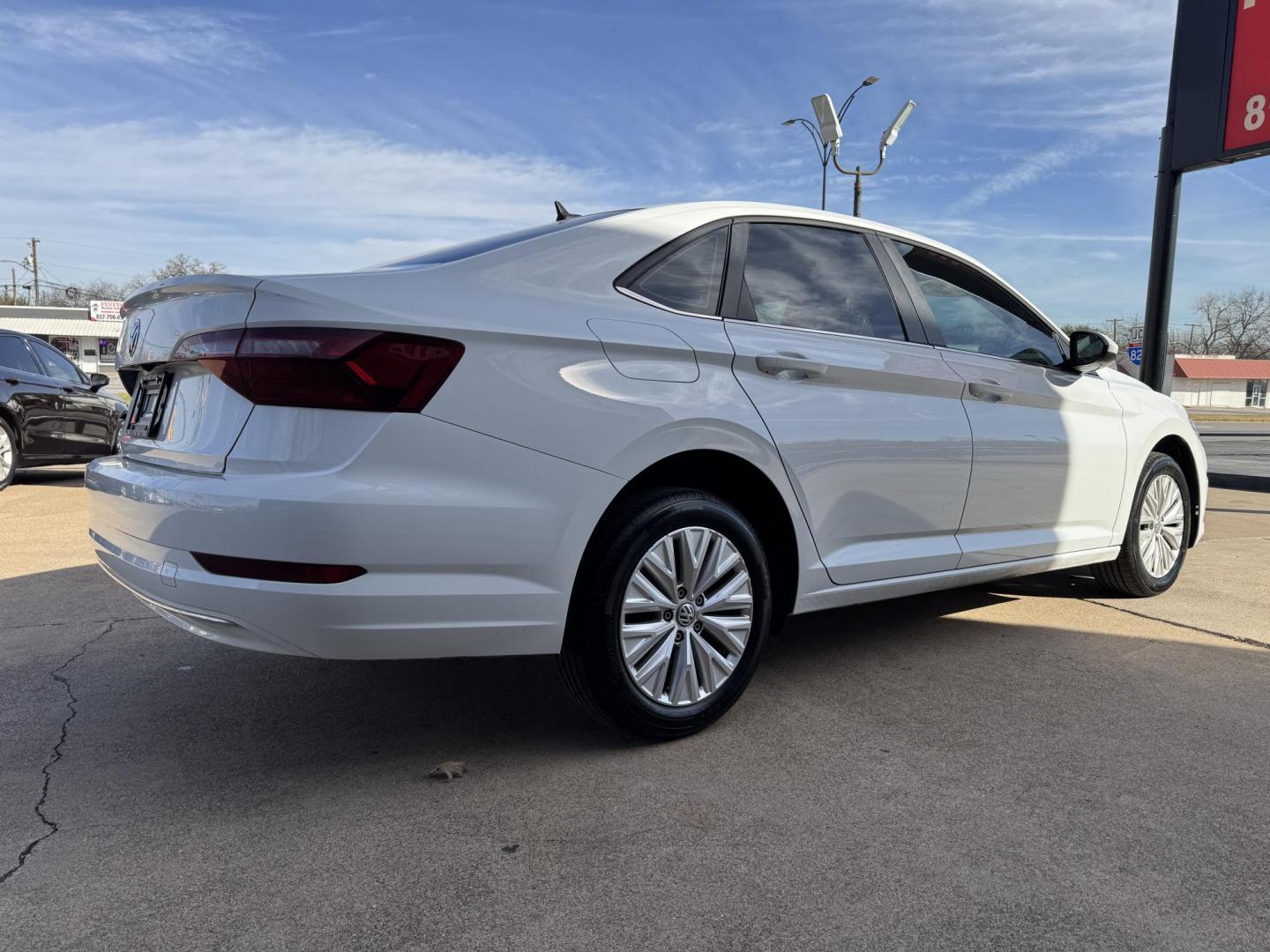2020 WHITE VOLKSWAGEN JETTA S; SE; R-LINE (3VWC57BU1LM) , located at 5900 E. Lancaster Ave., Fort Worth, TX, 76112, (817) 457-5456, 0.000000, 0.000000 - Photo#3