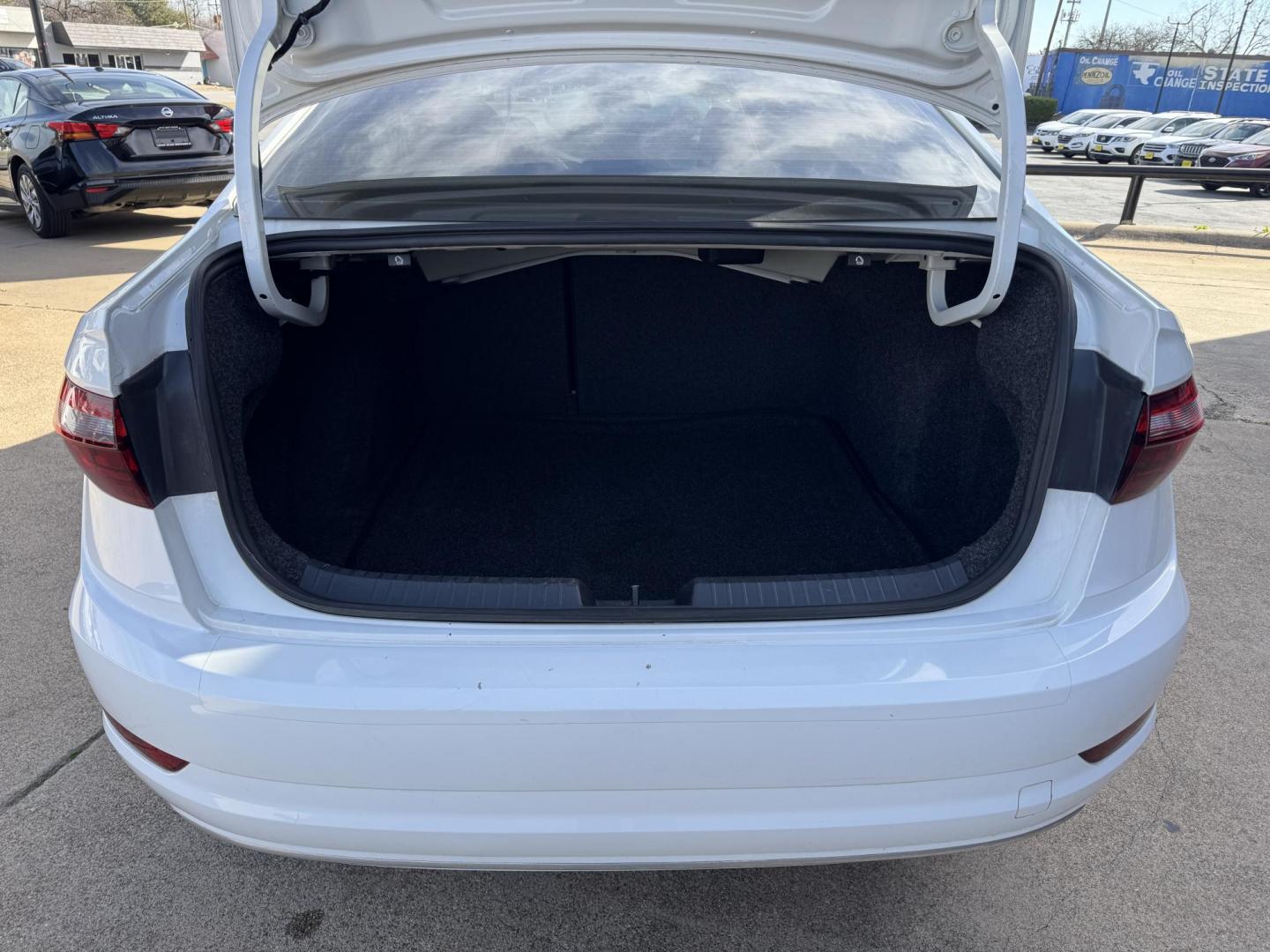 2020 WHITE VOLKSWAGEN JETTA S; SE; R-LINE (3VWC57BU1LM) , located at 5900 E. Lancaster Ave., Fort Worth, TX, 76112, (817) 457-5456, 0.000000, 0.000000 - Photo#5