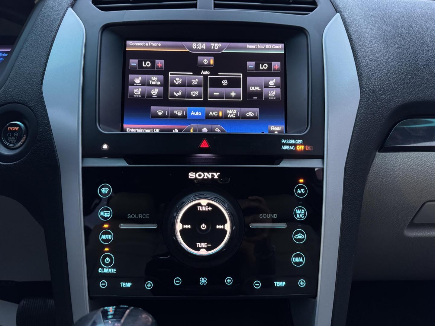 2013 WHITE FORD EXPLORER LIMITED (1FM5K8F8XDG) , located at 5900 E. Lancaster Ave., Fort Worth, TX, 76112, (817) 457-5456, 0.000000, 0.000000 - Photo#21