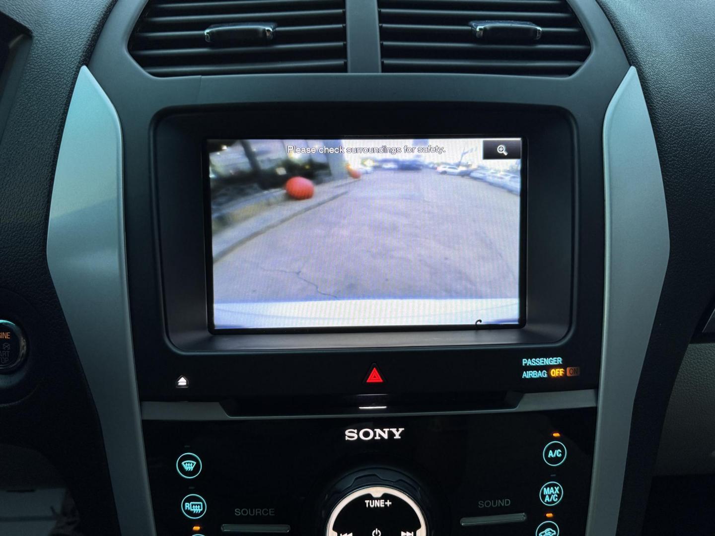 2013 WHITE FORD EXPLORER LIMITED (1FM5K8F8XDG) , located at 5900 E. Lancaster Ave., Fort Worth, TX, 76112, (817) 457-5456, 0.000000, 0.000000 - Photo#23