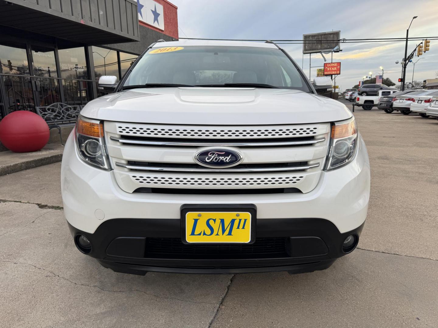 2013 WHITE FORD EXPLORER LIMITED (1FM5K8F8XDG) , located at 5900 E. Lancaster Ave., Fort Worth, TX, 76112, (817) 457-5456, 0.000000, 0.000000 - Photo#1
