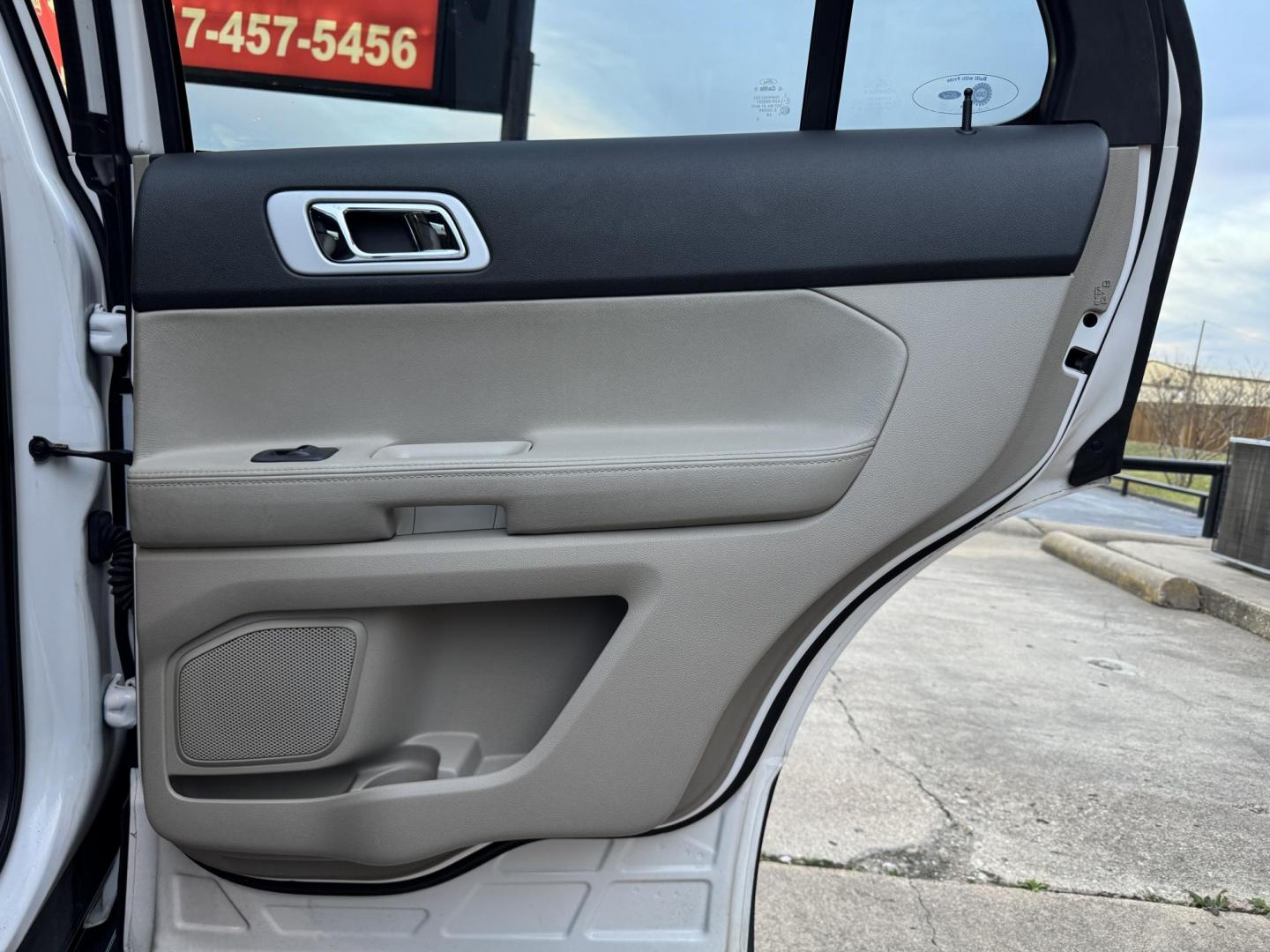 2013 WHITE FORD EXPLORER LIMITED (1FM5K8F8XDG) , located at 5900 E. Lancaster Ave., Fort Worth, TX, 76112, (817) 457-5456, 0.000000, 0.000000 - Photo#15