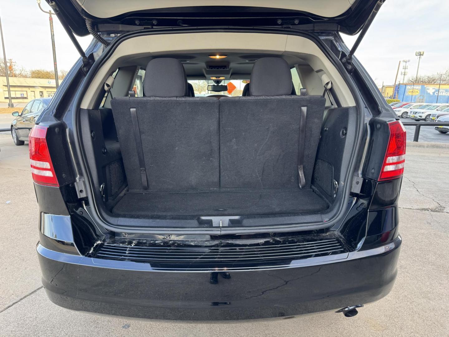 2016 BLACK DODGE JOURNEY SE (3C4PDCAB8GT) , located at 5900 E. Lancaster Ave., Fort Worth, TX, 76112, (817) 457-5456, 0.000000, 0.000000 - Photo#5