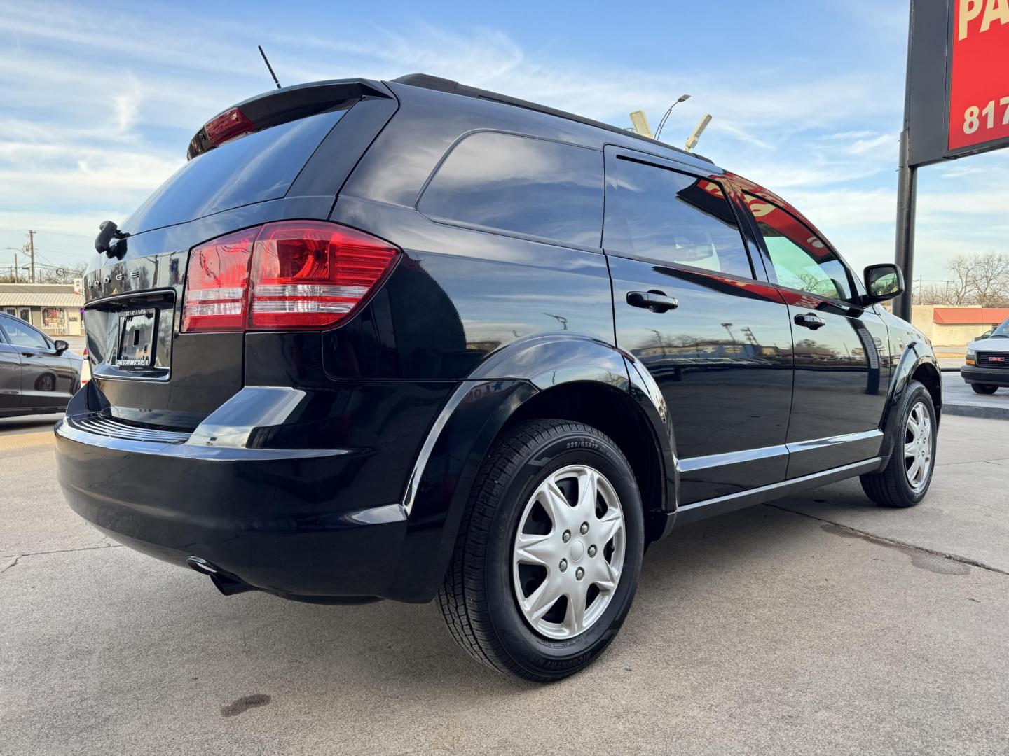 2016 BLACK DODGE JOURNEY SE (3C4PDCAB8GT) , located at 5900 E. Lancaster Ave., Fort Worth, TX, 76112, (817) 457-5456, 0.000000, 0.000000 - Photo#3