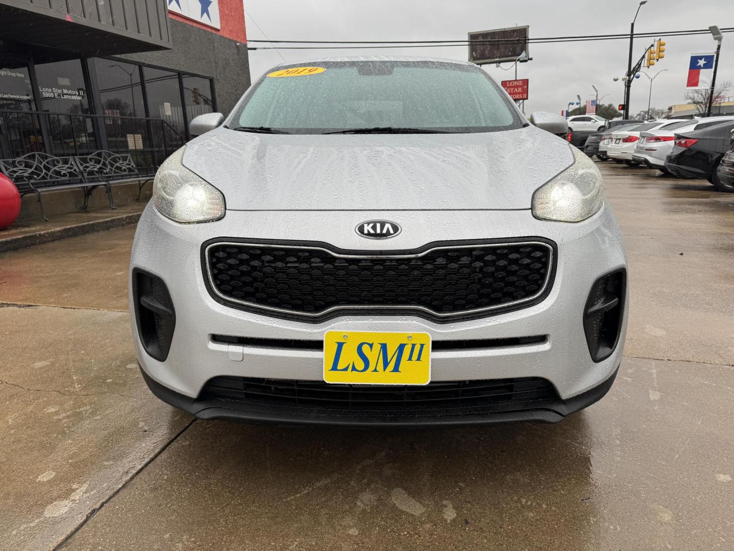 2019 SILVER KIA SPORTAGE LX (KNDPM3AC3K7) , located at 5900 E. Lancaster Ave., Fort Worth, TX, 76112, (817) 457-5456, 0.000000, 0.000000 - Photo#1
