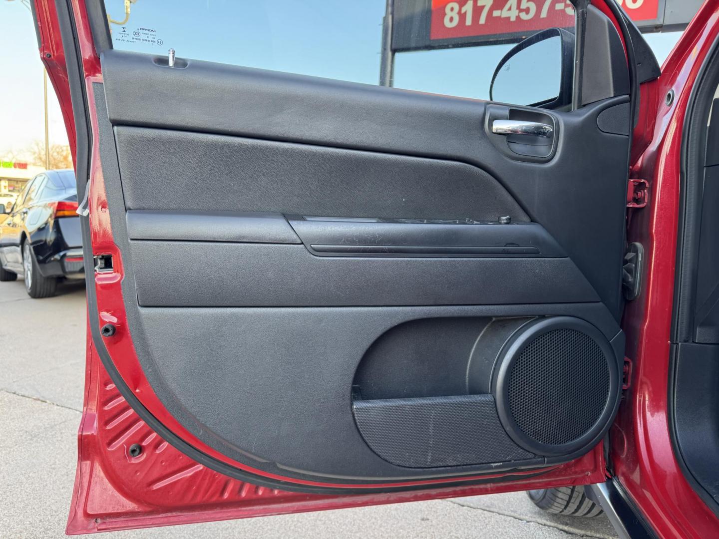 2017 RED JEEP COMPASS LATITUDE (1C4NJCBA4HD) , located at 5900 E. Lancaster Ave., Fort Worth, TX, 76112, (817) 457-5456, 0.000000, 0.000000 - Photo#7