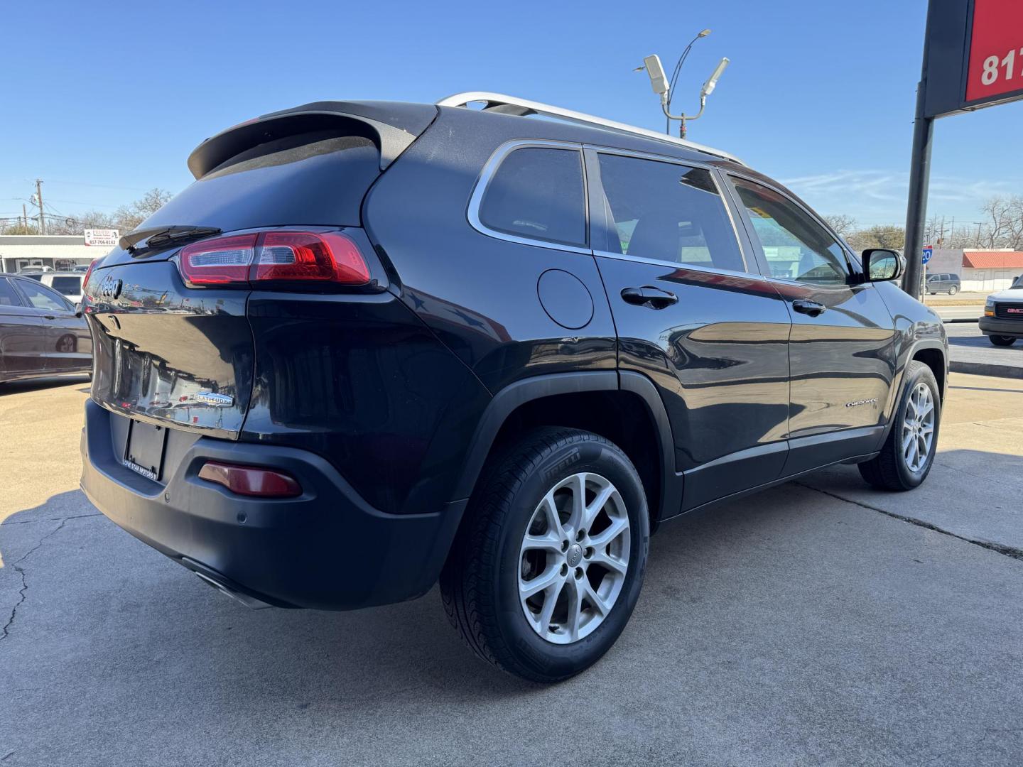 2015 BLACK JEEP CHEROKEE LATITUDE (1C4PJLCS0FW) , located at 5900 E. Lancaster Ave., Fort Worth, TX, 76112, (817) 457-5456, 0.000000, 0.000000 - Photo#3