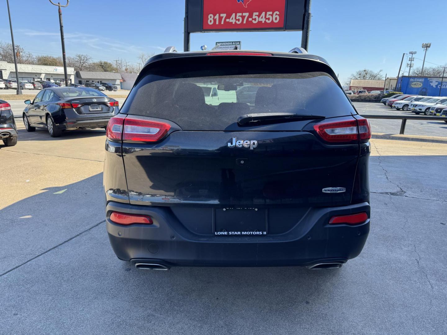2015 BLACK JEEP CHEROKEE LATITUDE (1C4PJLCS0FW) , located at 5900 E. Lancaster Ave., Fort Worth, TX, 76112, (817) 457-5456, 0.000000, 0.000000 - Photo#4