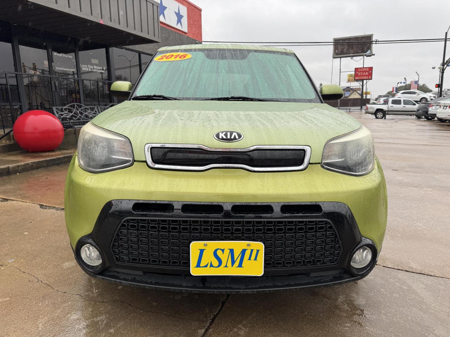 2016 GREEN KIA SOUL + (PLUS) (KNDJP3A59G7) , located at 5900 E. Lancaster Ave., Fort Worth, TX, 76112, (817) 457-5456, 0.000000, 0.000000 - Photo#1