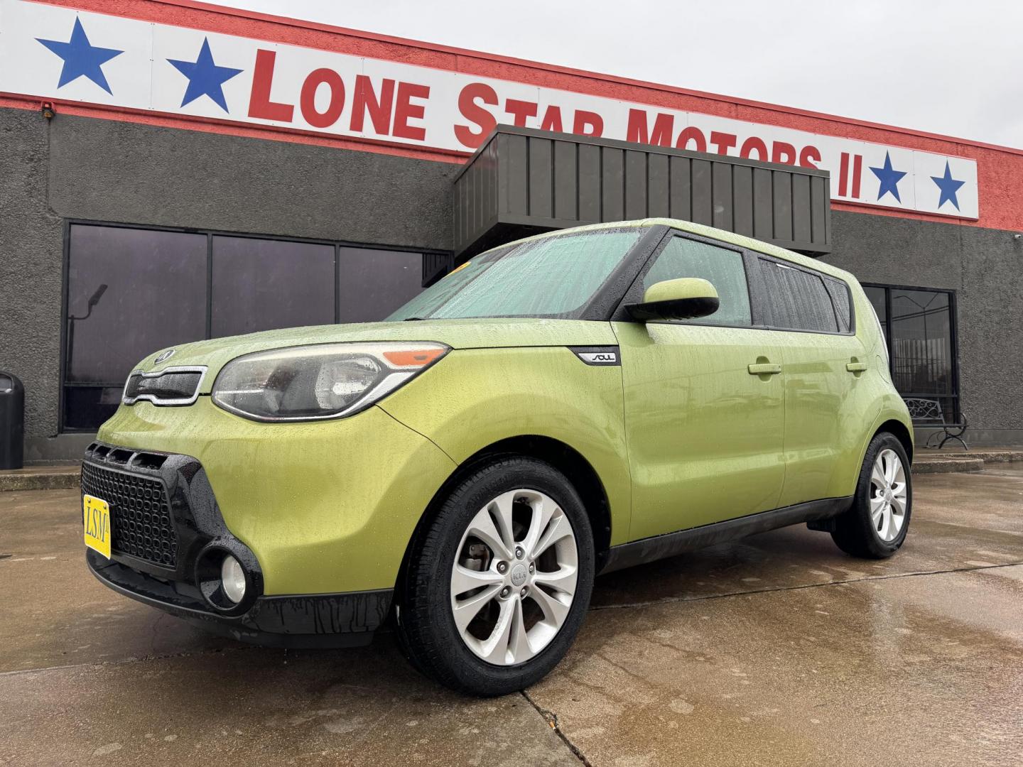 2016 GREEN KIA SOUL + (PLUS) (KNDJP3A59G7) , located at 5900 E. Lancaster Ave., Fort Worth, TX, 76112, (817) 457-5456, 0.000000, 0.000000 - Photo#0