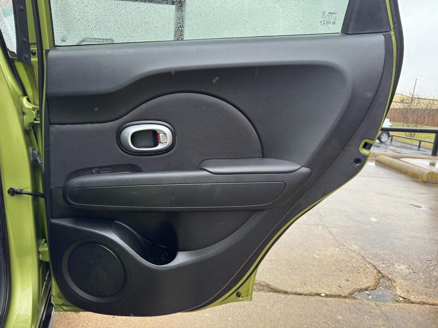 2016 GREEN KIA SOUL + (PLUS) (KNDJP3A59G7) , located at 5900 E. Lancaster Ave., Fort Worth, TX, 76112, (817) 457-5456, 0.000000, 0.000000 - Photo#12