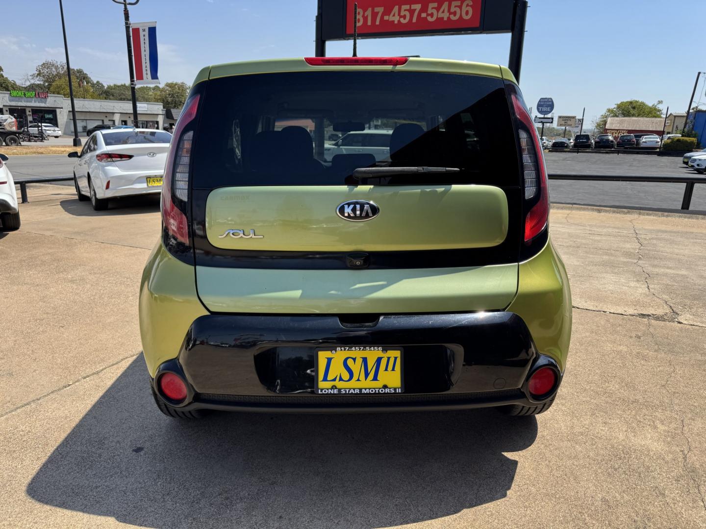 2016 GREEN KIA SOUL + (PLUS) (KNDJP3A59G7) , located at 5900 E. Lancaster Ave., Fort Worth, TX, 76112, (817) 457-5456, 0.000000, 0.000000- Photo#4