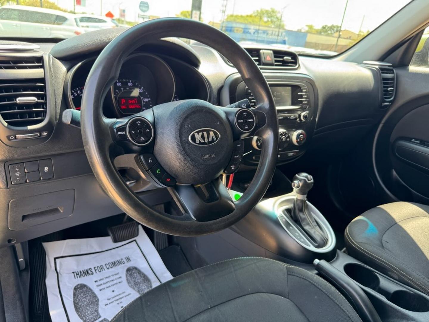 2016 GREEN KIA SOUL + (PLUS) (KNDJP3A59G7) , located at 5900 E. Lancaster Ave., Fort Worth, TX, 76112, (817) 457-5456, 0.000000, 0.000000- Photo#9