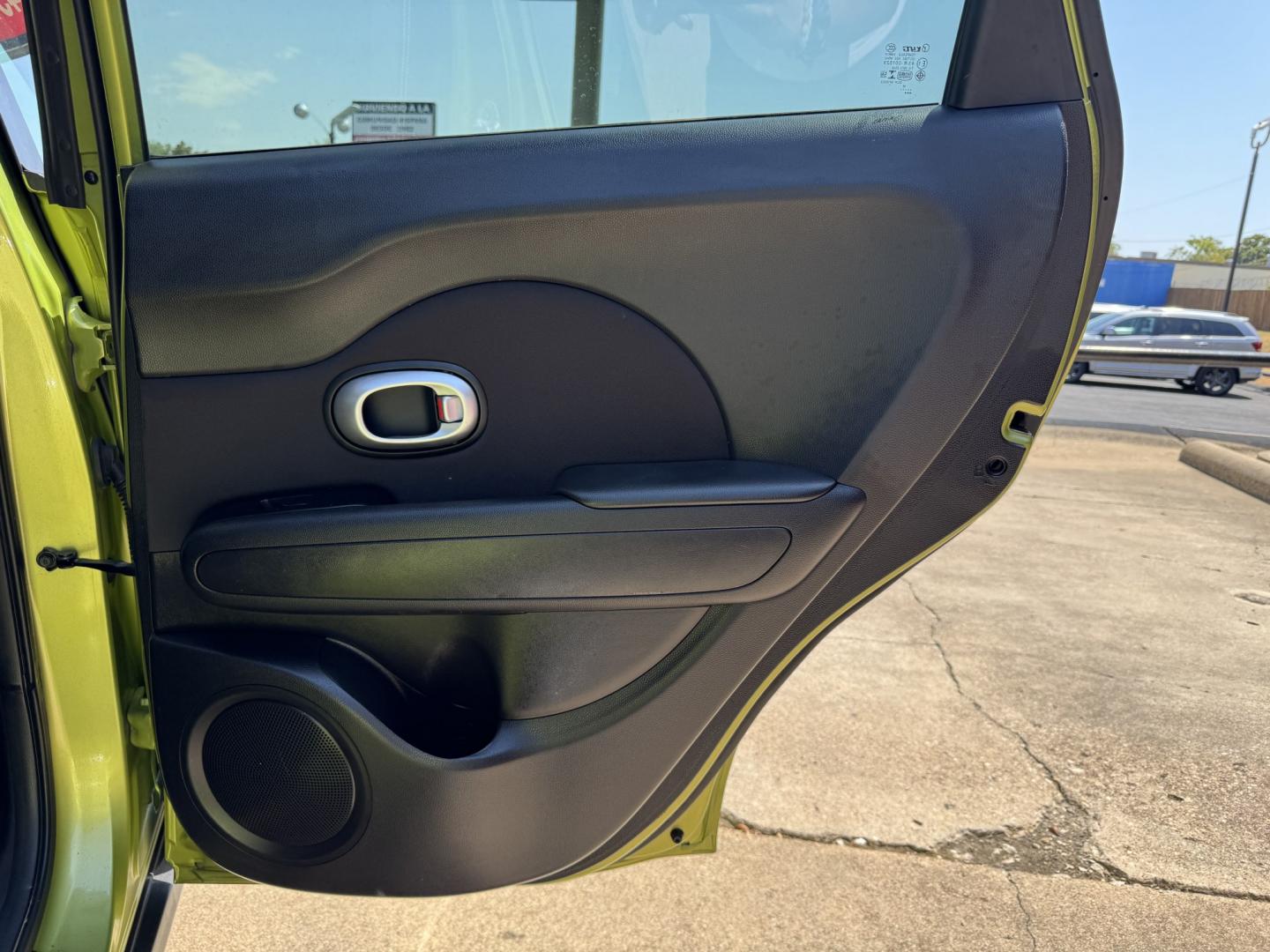 2016 GREEN KIA SOUL + (PLUS) (KNDJP3A59G7) , located at 5900 E. Lancaster Ave., Fort Worth, TX, 76112, (817) 457-5456, 0.000000, 0.000000- Photo#13