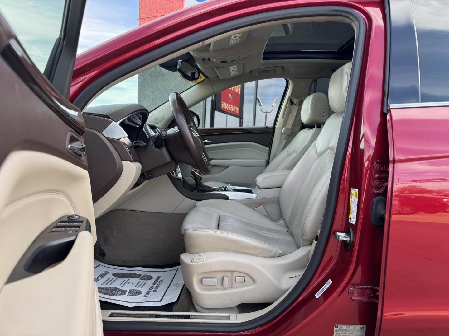 2015 RED CADILLAC SRX PREMIUM (3GYFNDE39FS) , located at 5900 E. Lancaster Ave., Fort Worth, TX, 76112, (817) 457-5456, 0.000000, 0.000000 - Photo#8