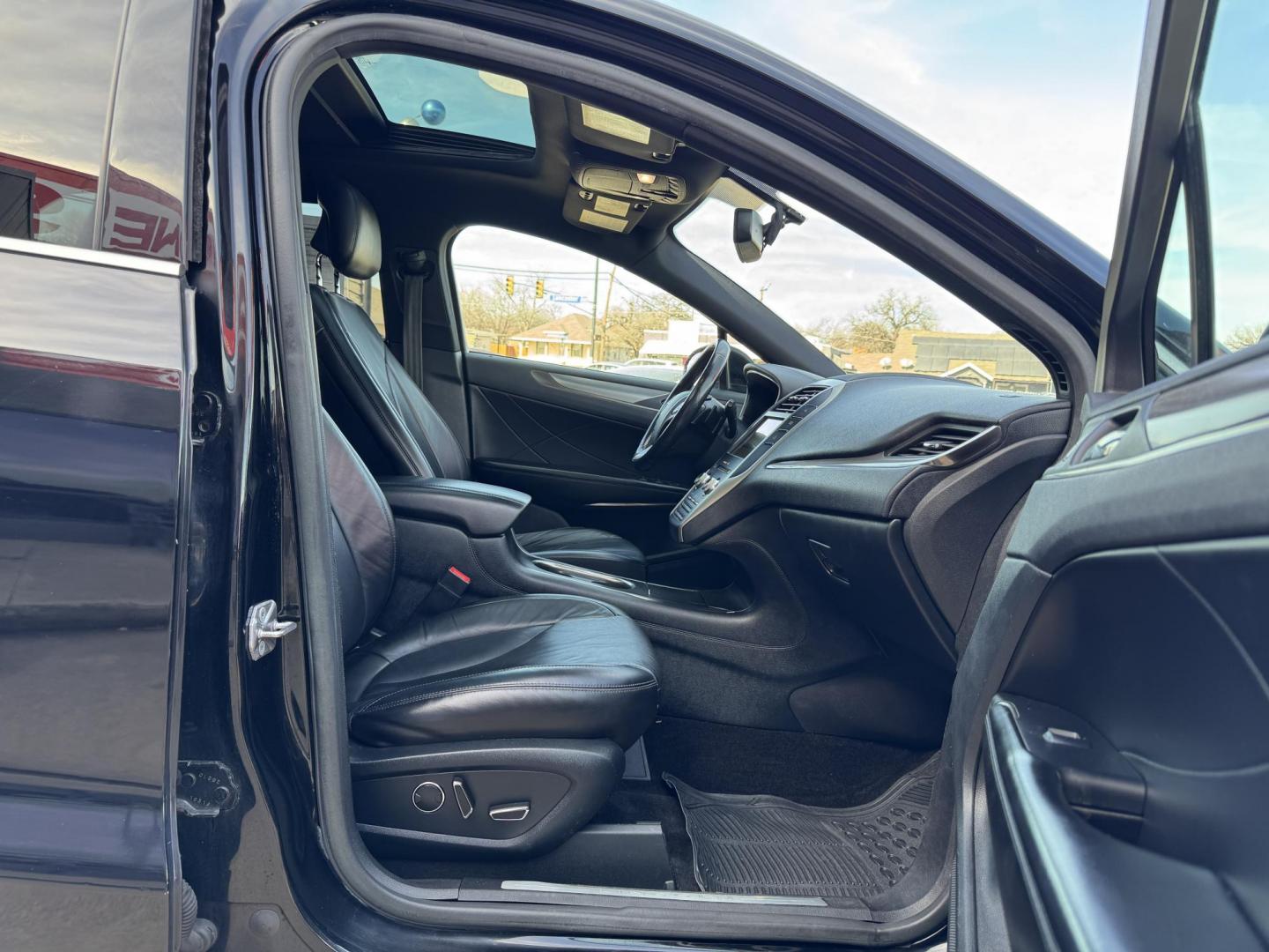 2017 BLACK LINCOLN MKC SELECT (5LMCJ2C90HU) , located at 5900 E. Lancaster Ave., Fort Worth, TX, 76112, (817) 457-5456, 0.000000, 0.000000 - Photo#15