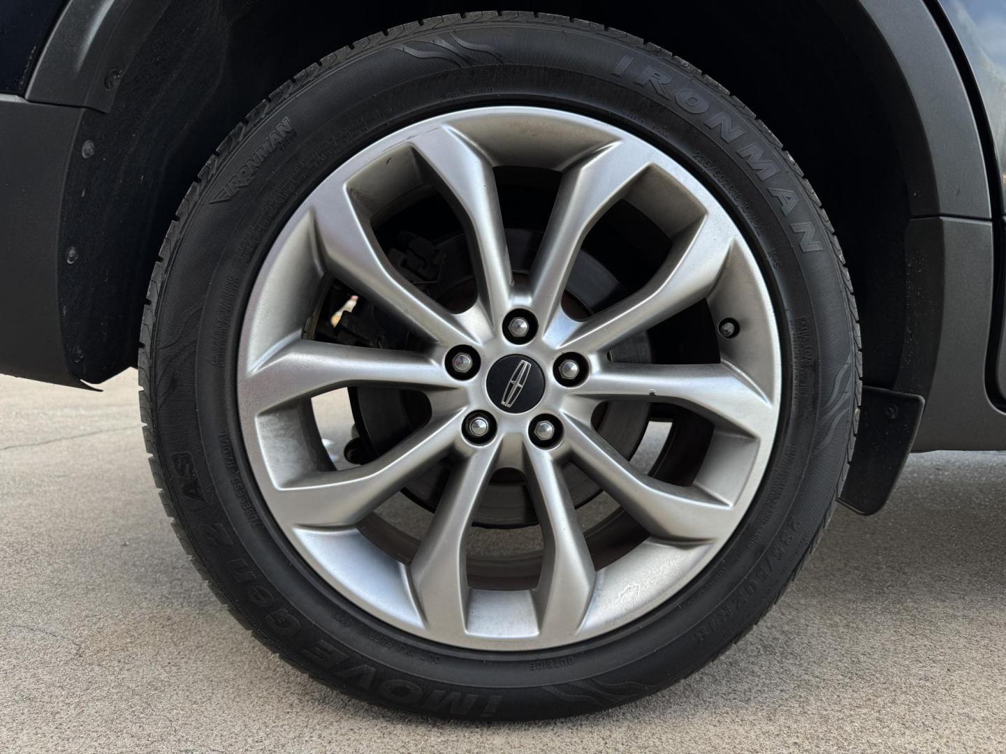 2017 BLACK LINCOLN MKC SELECT (5LMCJ2C90HU) , located at 5900 E. Lancaster Ave., Fort Worth, TX, 76112, (817) 457-5456, 0.000000, 0.000000 - Photo#22