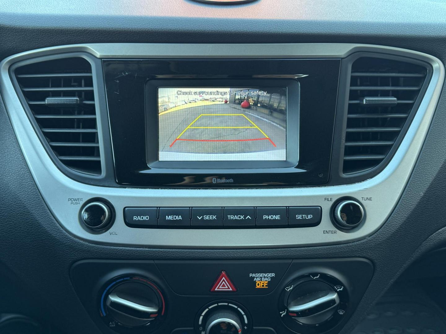 2020 WHITE HYUNDAI ACCENT SE; SEL (3KPC24A66LE) , located at 5900 E. Lancaster Ave., Fort Worth, TX, 76112, (817) 457-5456, 0.000000, 0.000000 - Photo#19