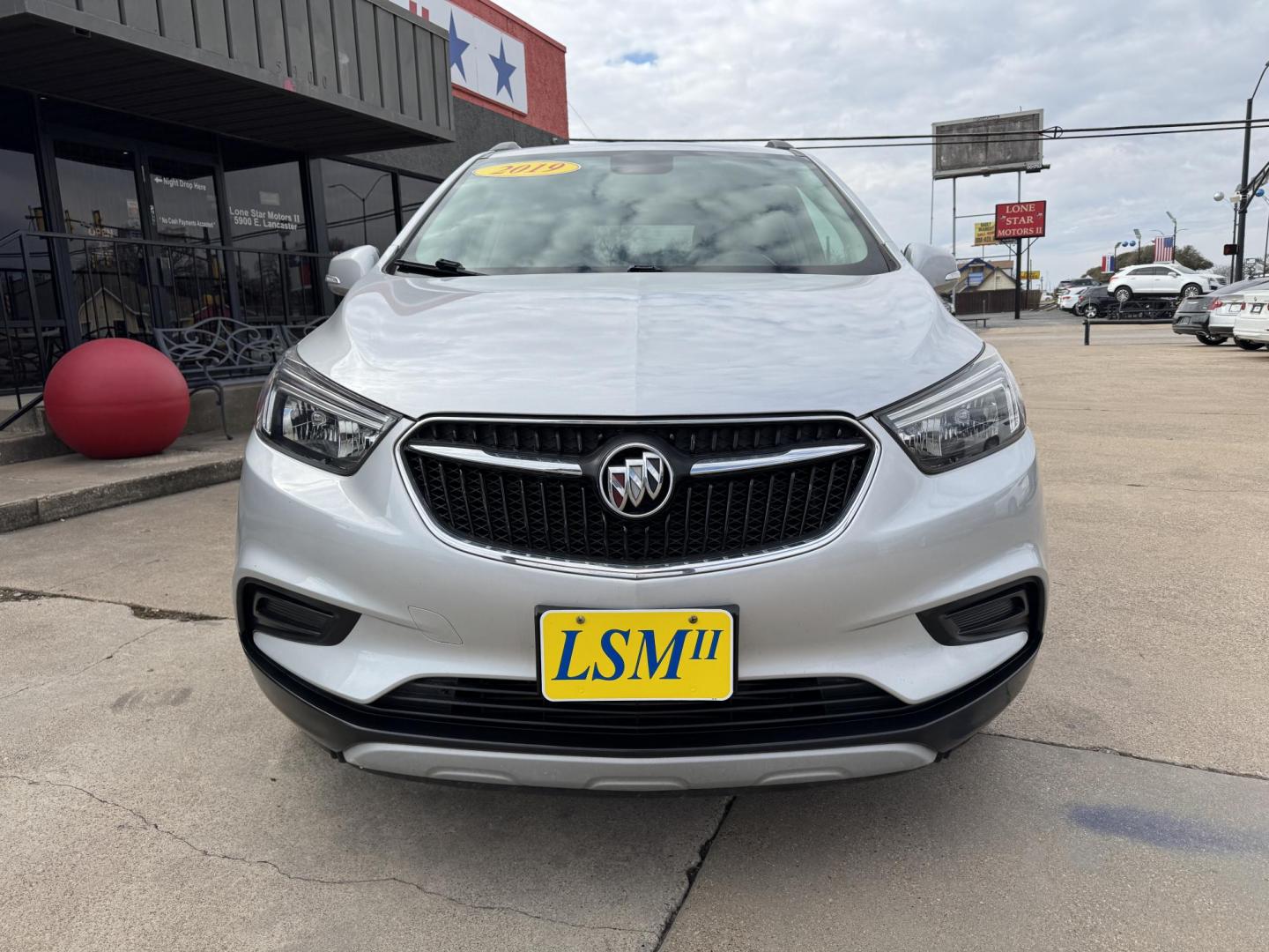 2019 SILVER BUICK ENCORE PREFERRED (KL4CJASB6KB) , located at 5900 E. Lancaster Ave., Fort Worth, TX, 76112, (817) 457-5456, 0.000000, 0.000000 - Photo#1