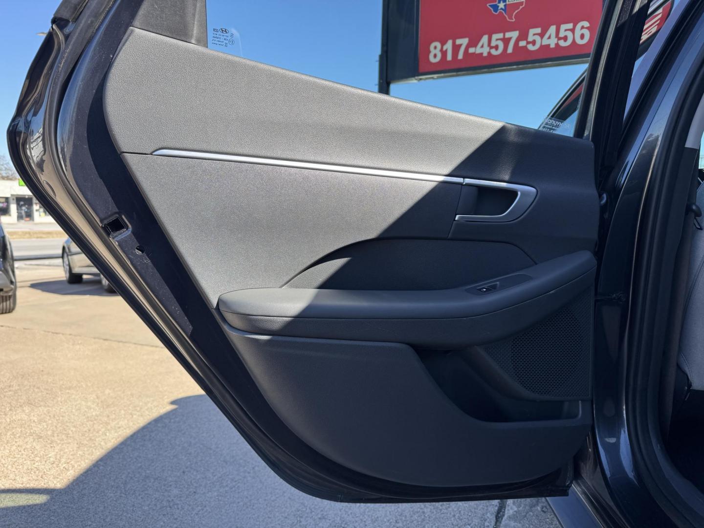 2021 GRAY HYUNDAI SONATA SE (5NPEG4JA9MH) , located at 5900 E. Lancaster Ave., Fort Worth, TX, 76112, (817) 457-5456, 0.000000, 0.000000 - Photo#10