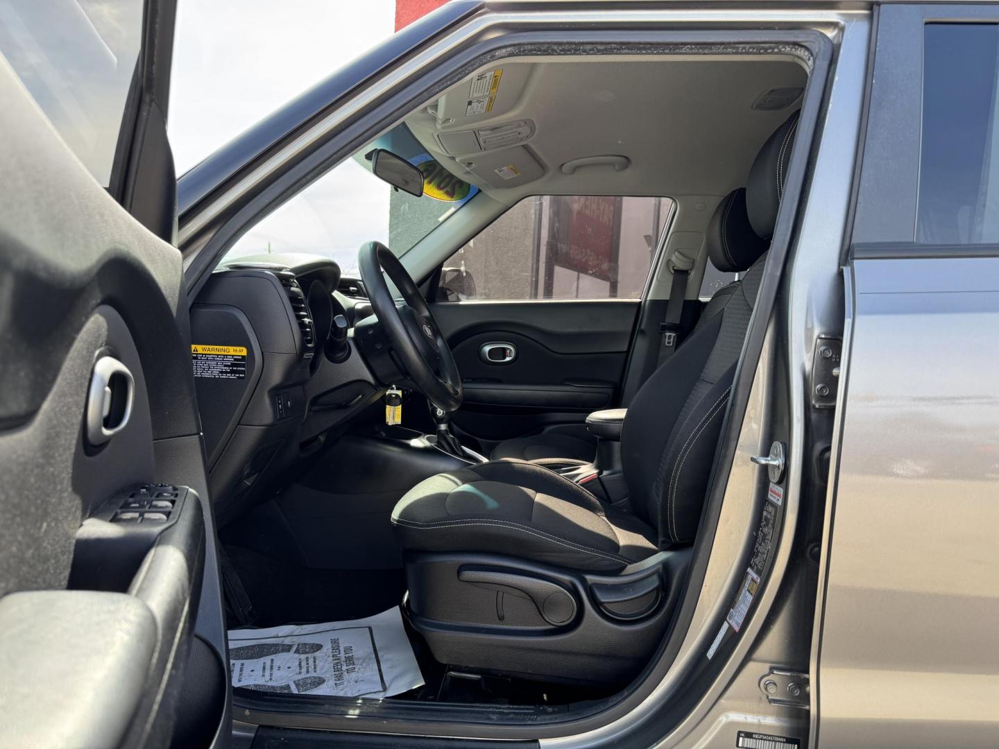 2016 GRAY KIA SOUL + (PLUS) (KNDJP3A54G7) , located at 5900 E. Lancaster Ave., Fort Worth, TX, 76112, (817) 457-5456, 0.000000, 0.000000 - Photo#8